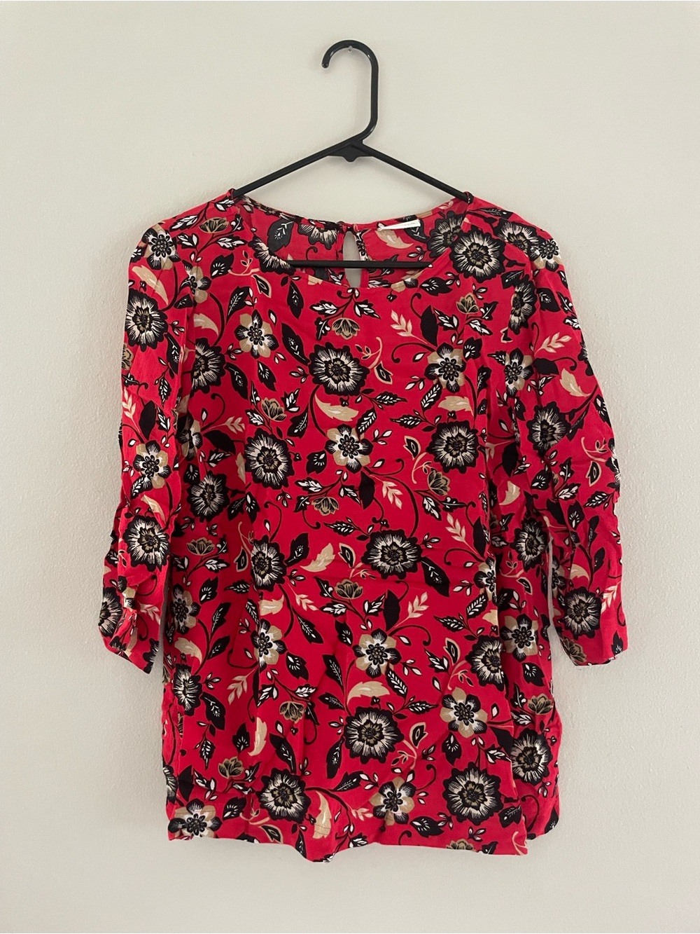 J. Jill Red Floral Blouse with Black & Cream Accents